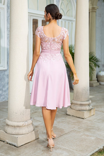 Robe de mère de la mariée en mousseline rose avec dentelle